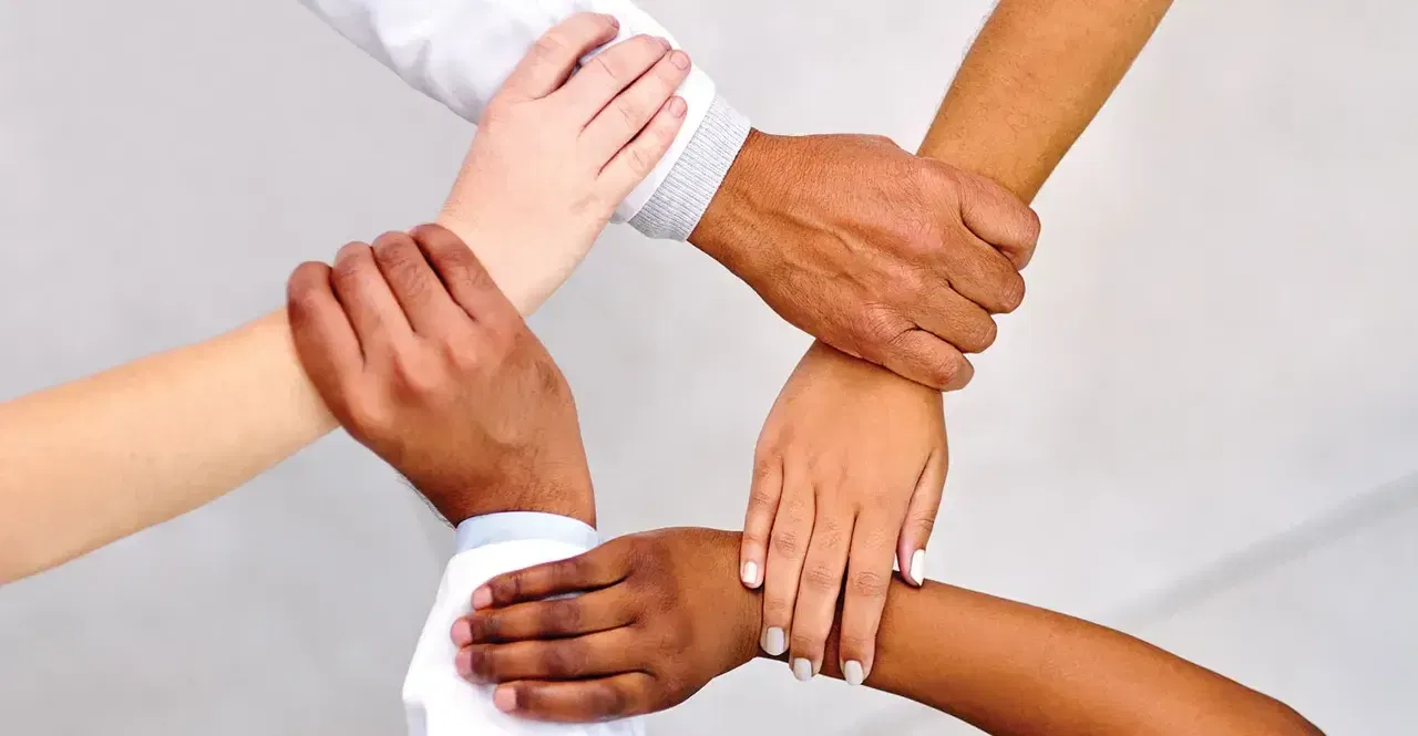 5 Essential Team Building Tips